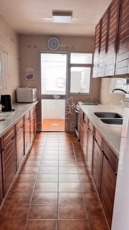 Apto con excelente vista a playa mansa y brava. Consulte!!!