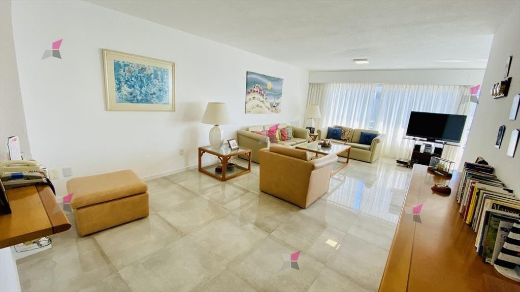 VENTA DE APARTAMENTO DE 3 DORMITORIOS EN PENINSULA PUNTA DE
