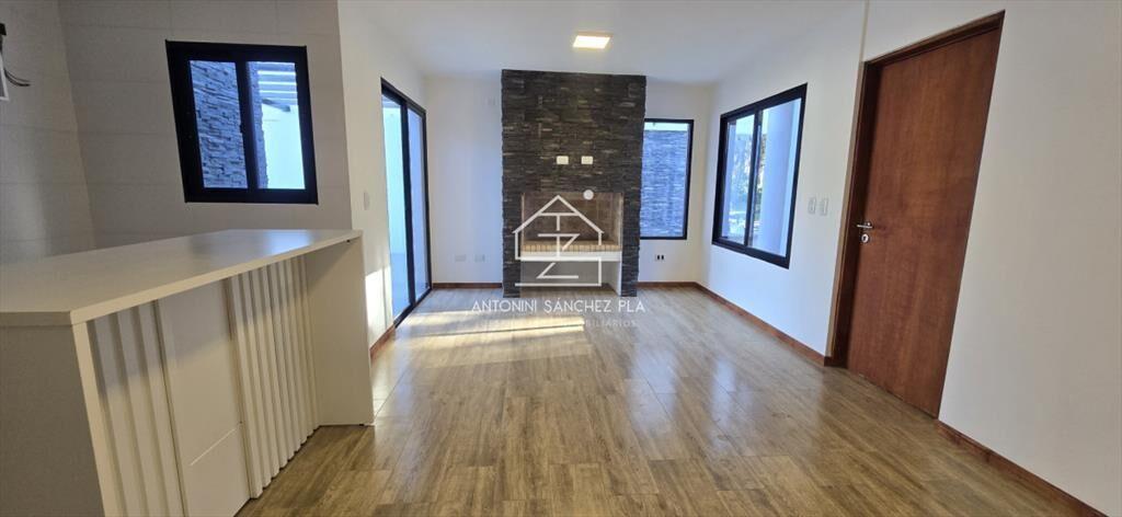Oportunidad en construccion, casa de 3 dormitorios en Parqu
