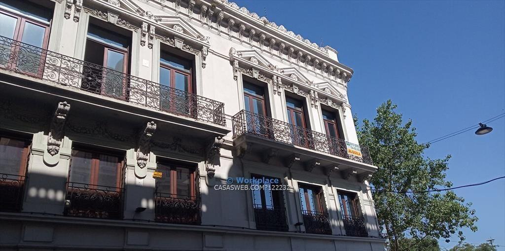Alquiler de oficina en Ciudad Vieja / Rambla 25 de Agosto