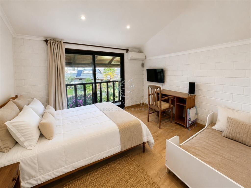 CASA EN VENTA Y ALQUILER ANUAL EN PINARES