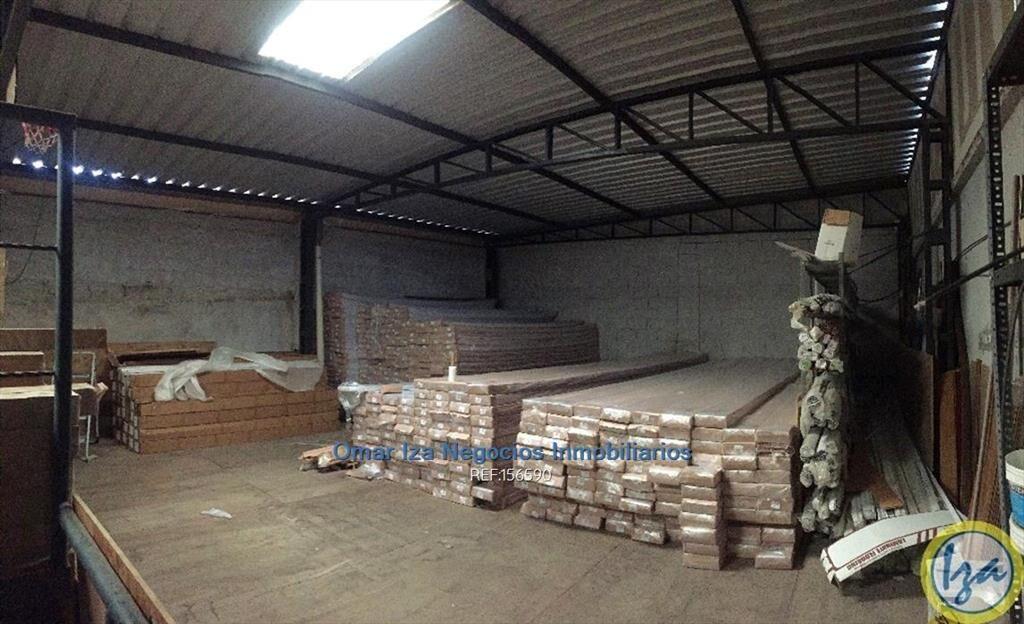 IZA. Venta local industrial, galpon o deposito la comercial