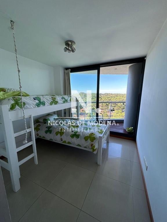 Venta apto 2 dor, 3 baños. Edificio con