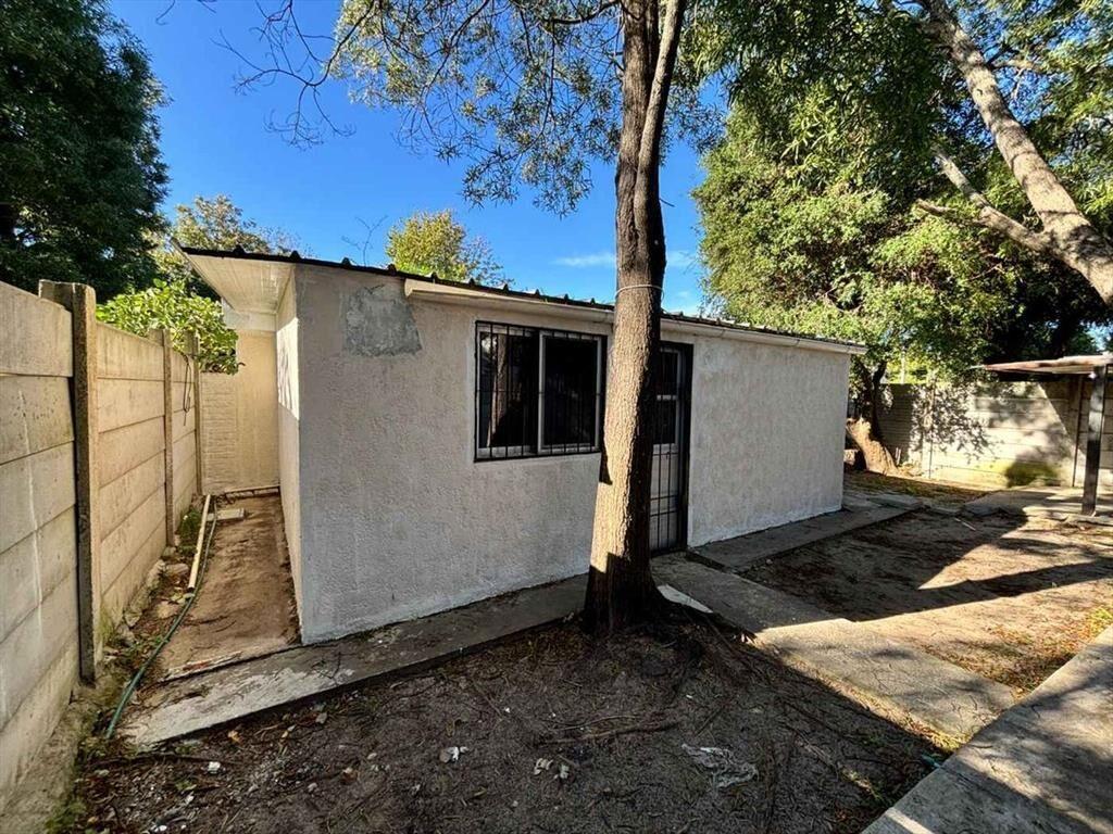 ALQUILER CASA 2 DORMITORIOS Y COCHERA EN SAN LUIS