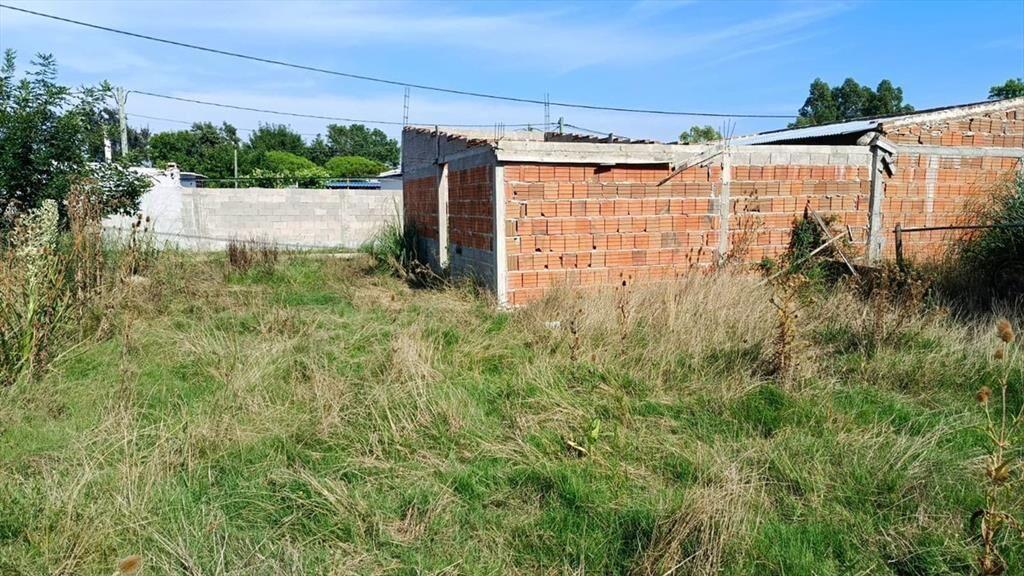 Venta de terreno con construcción en Empalme Olmos