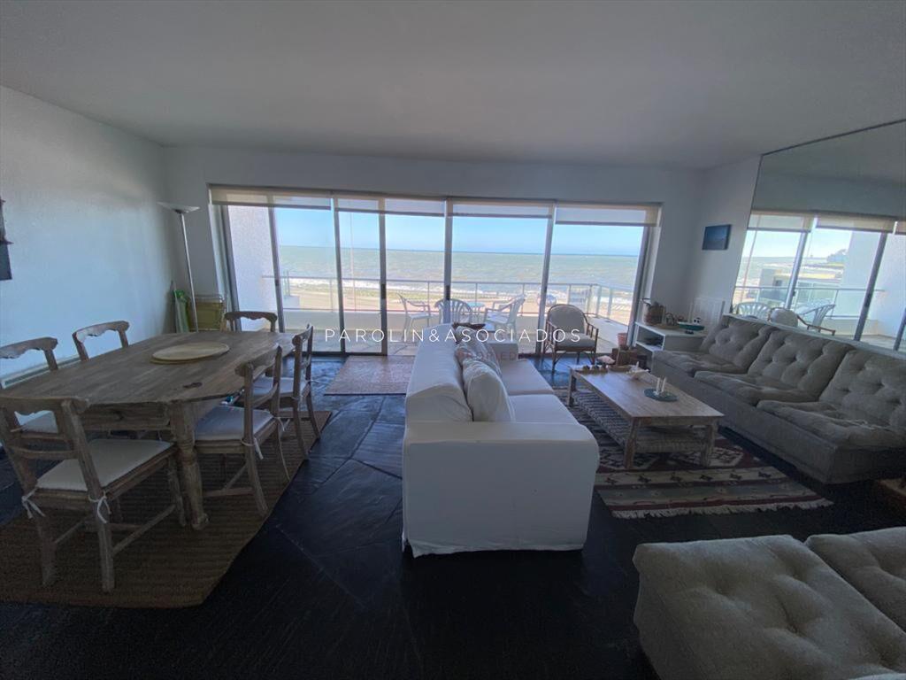 Apartamento en venta de 2 dormitorios en Punta