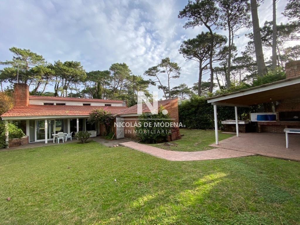 VENDE CHALET TRES DORMITORIOS , DOS BAÃ?OS Y Y DE