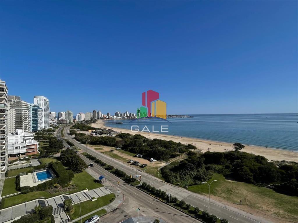 apartamento en primera linea de playa mansa