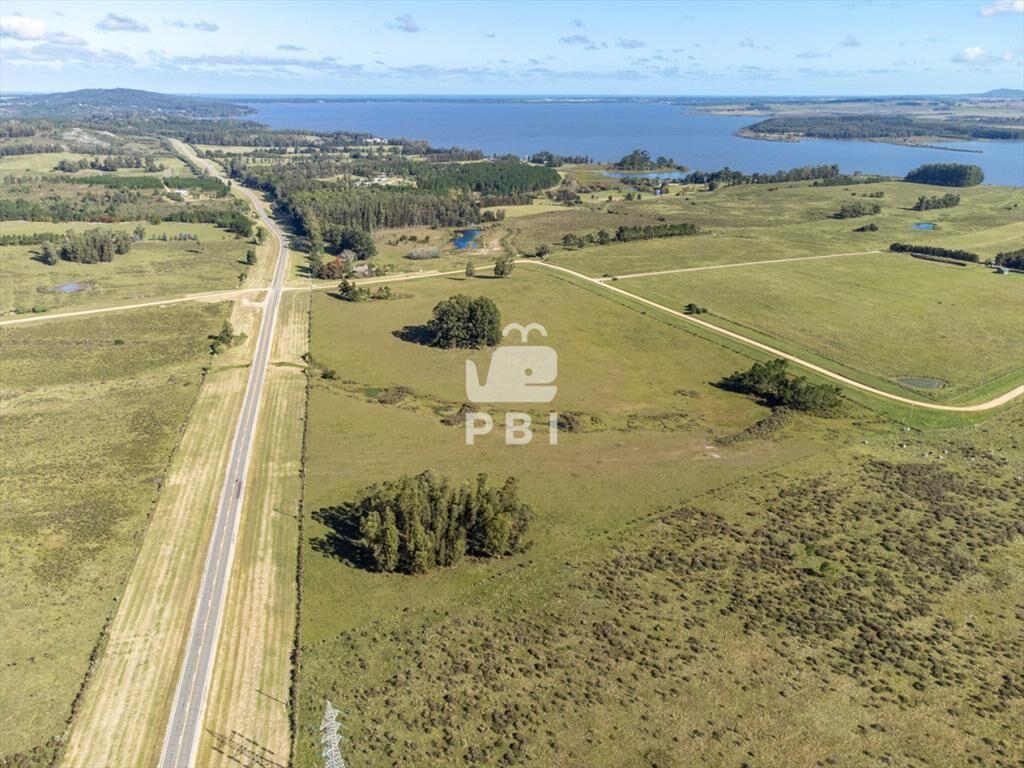 Chacra en venta en Laguna del Sauce, Punta - Ref