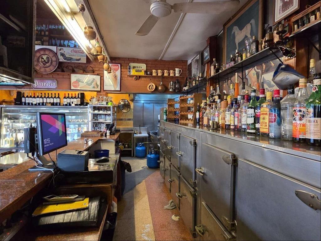 ALQUILER O VENTA - LOCAL COMERCIAL - RIVERA Y MARCO BRUTO -
