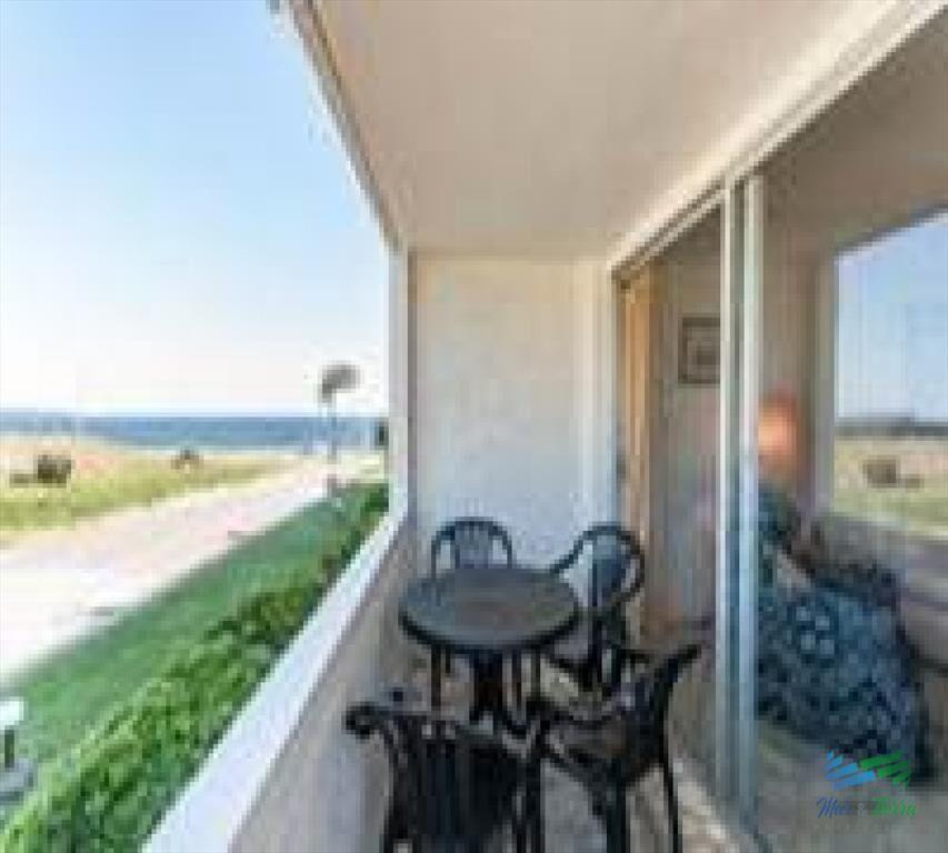 Imperdible... apartamento con espectacular vista al mar