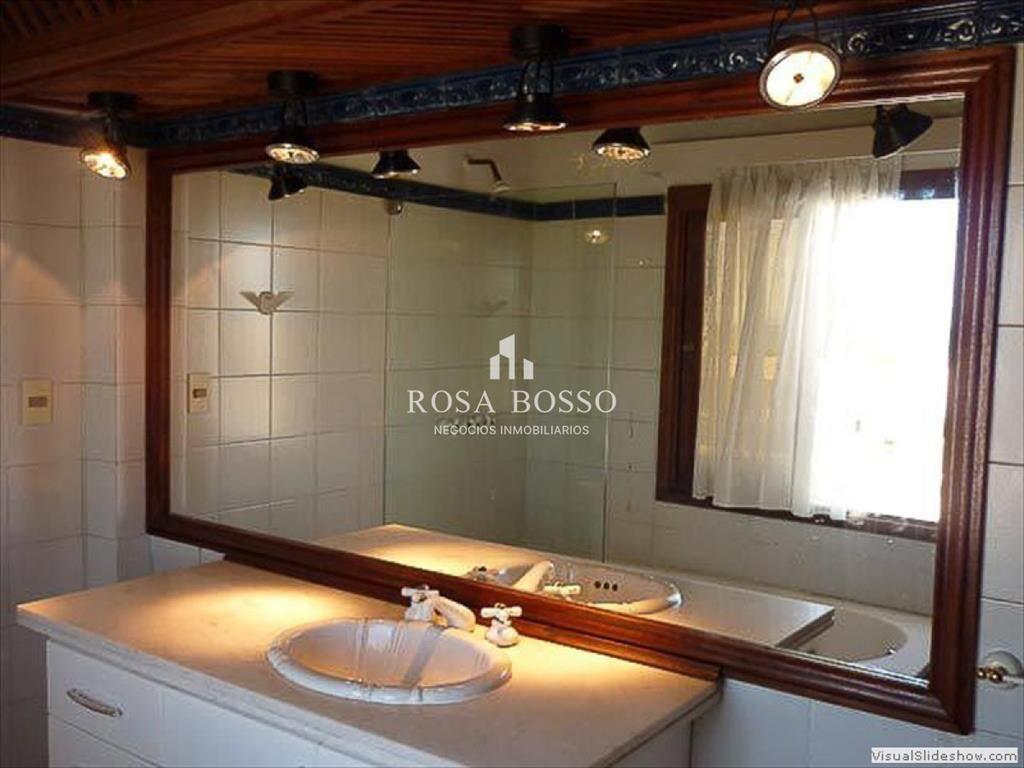 Casa en alquiler 4 dormitorios con piscina en