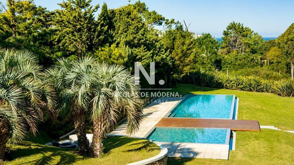 Departamento en venta en torre de categoría