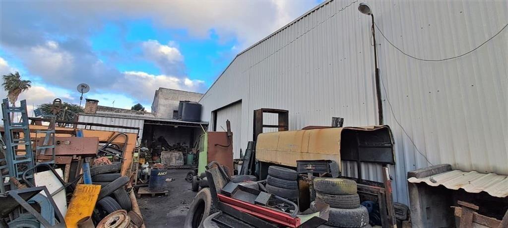 Venta Galpòn con Renta Depòsito Nave Industrial Cerrito 96