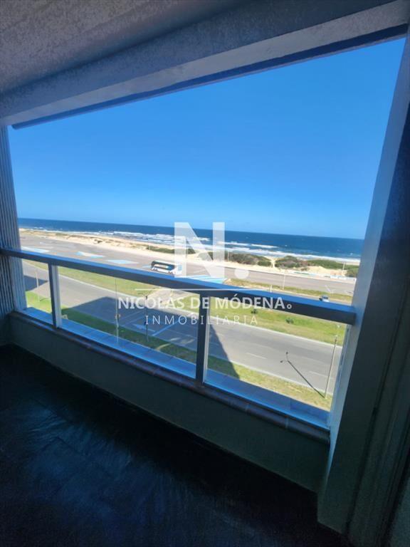 Vende apartamento de 1 dormitorio en Punta del Este, con vi