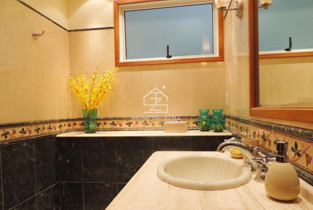 RESIDENCIA A 100 METROS DEL MAR EN MANSA