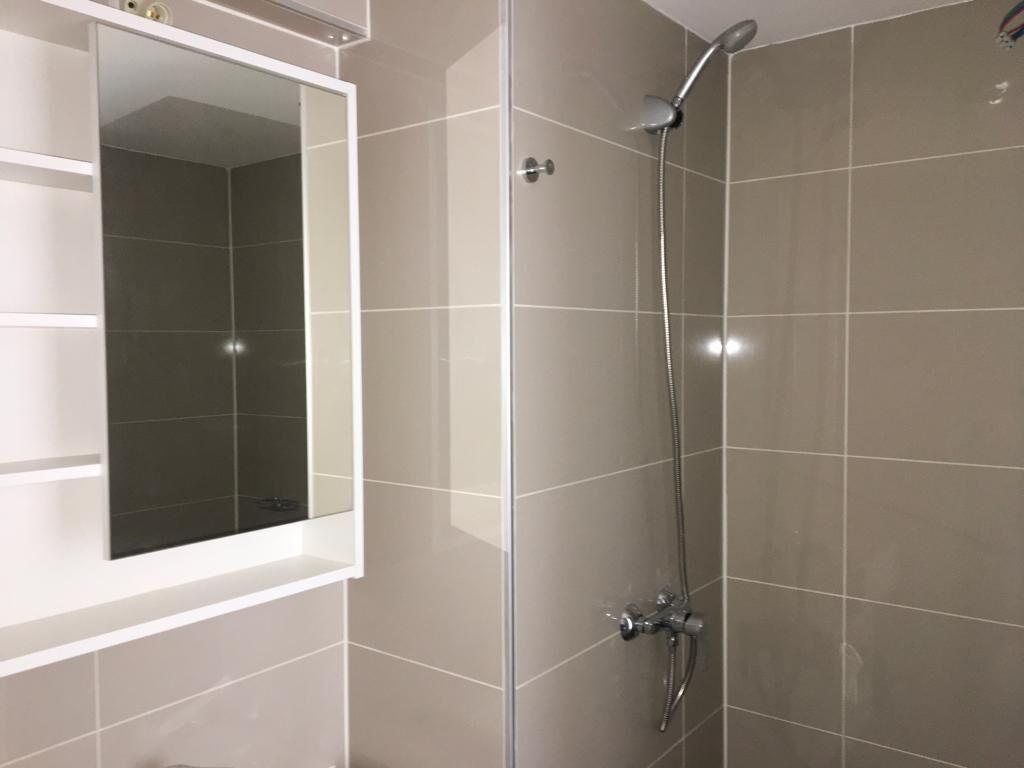 Venta con renta 2 dormitorios con garaje en Malvín - E-To...