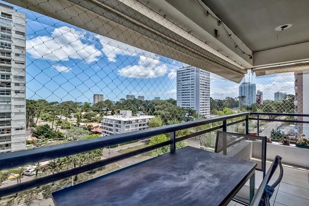 Venta apartamento 3 dormitorios en Roosevelt