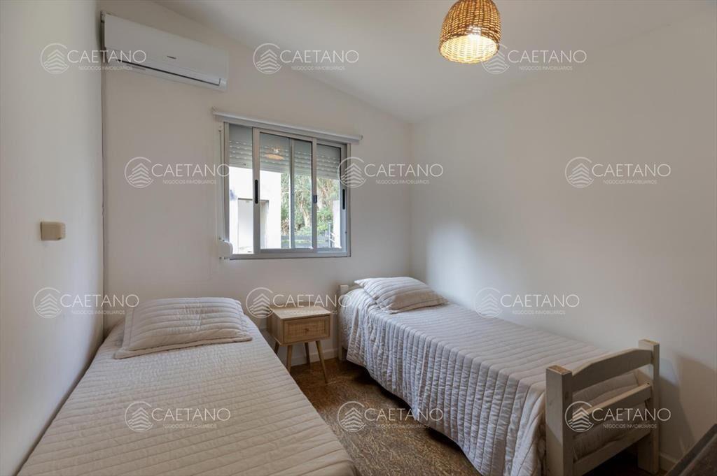 Casa de 3 dormitorios en venta Santa Mónica
