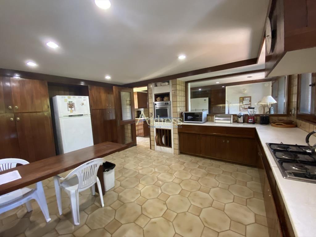 Dos casas en Brava 5 dormitorios + doble parque y