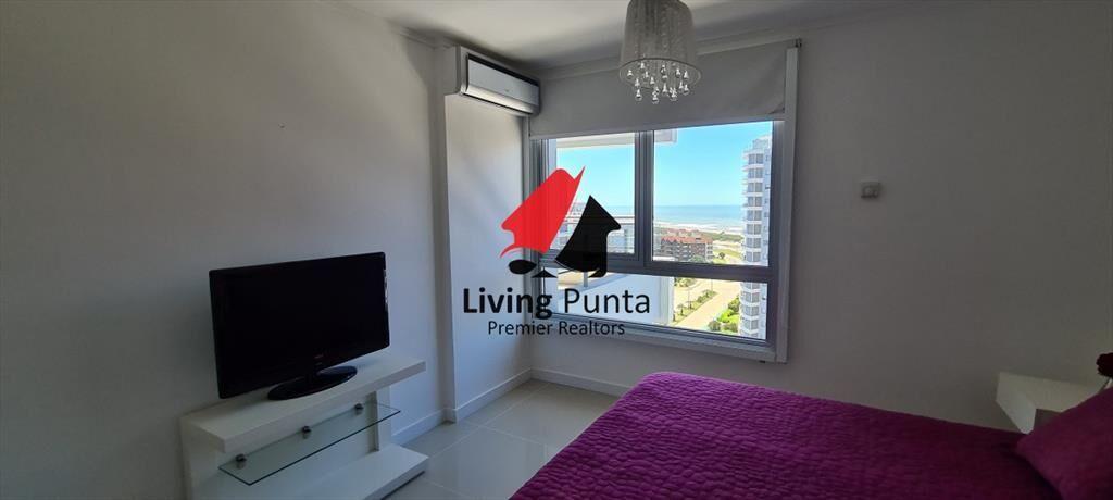 Apartamento en Brava, 2 dormitorios *