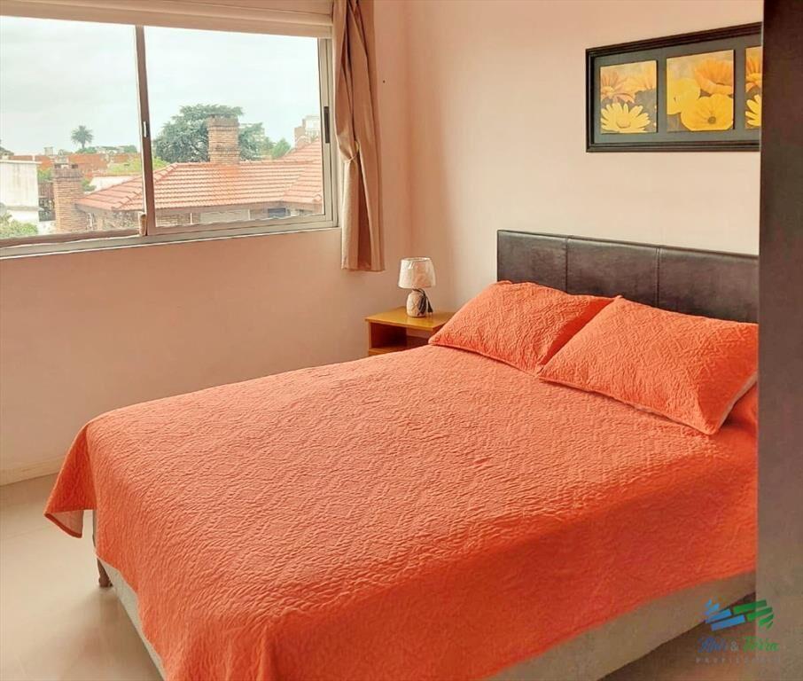 Venta de apartamento un dormitorio y medio en