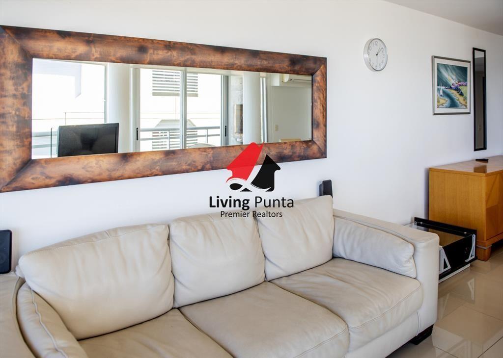 Vende hermoso Penthouse en Playa Mansa con azotea