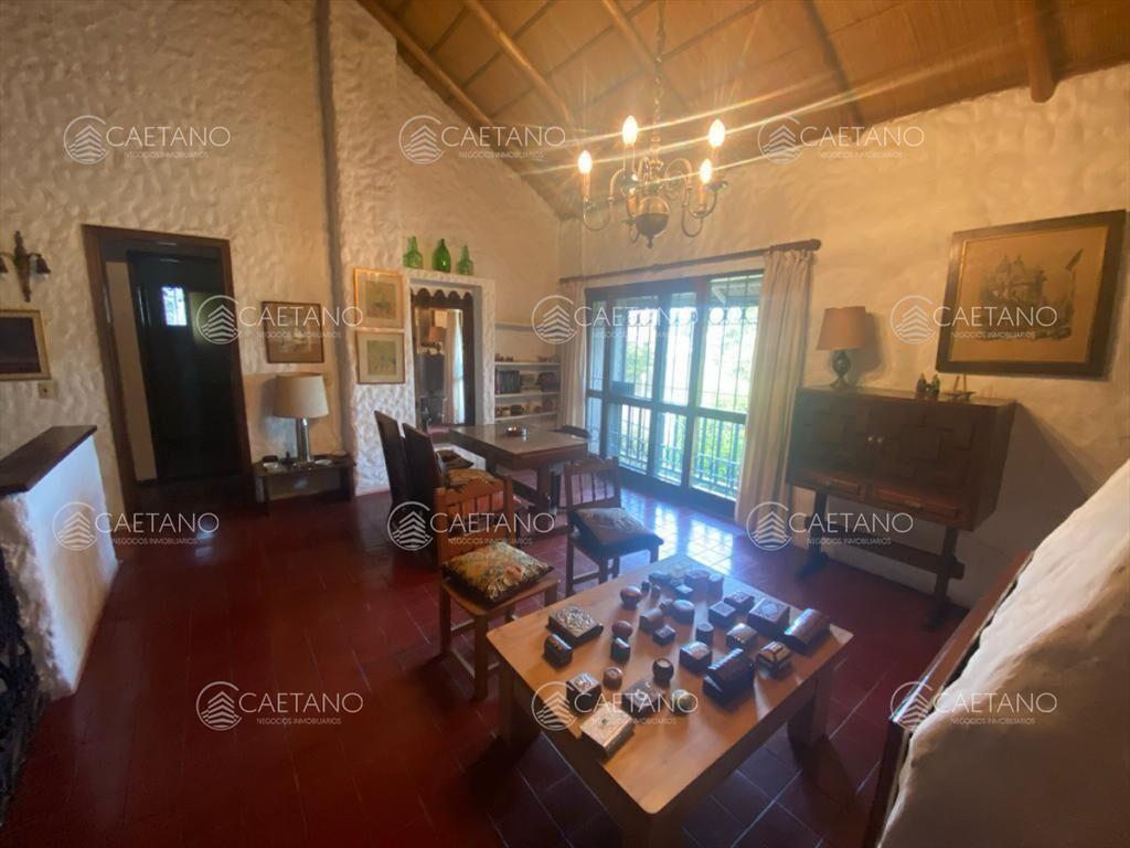 Casa a tres cuadras de la playa mansa, en la parada 25
