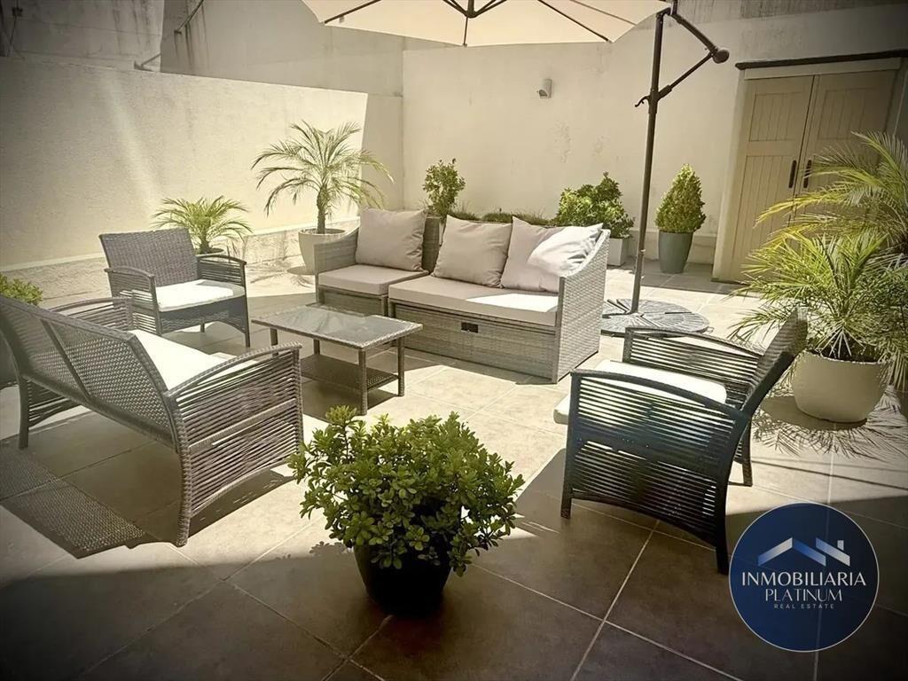 Apartamento de 2 Dormitorios y 2 Baños en Venta en Malvin