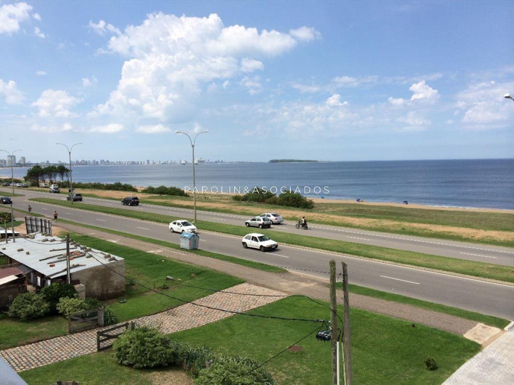Hermoso apartamento en venta de 4 dormitorios en Ville de M
