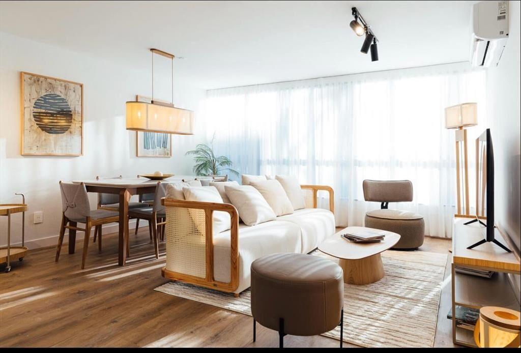 1 DORMITORIO CON GARAJE POCITOS