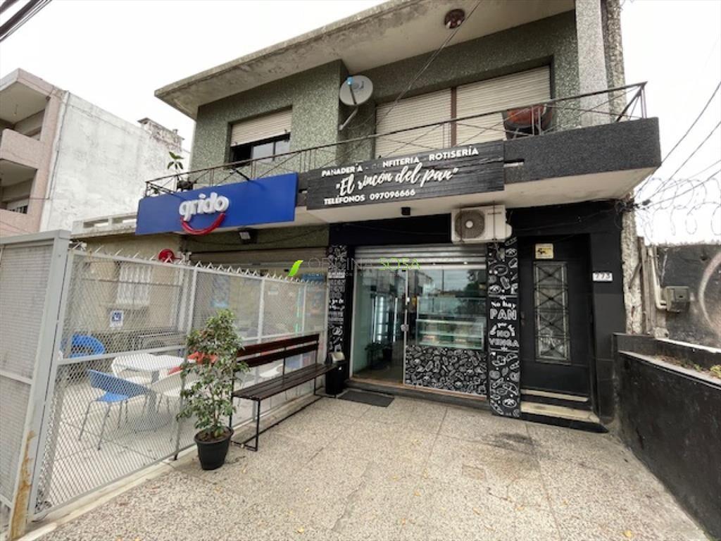 2 LOCALES ALQUILADOS Y UNA CASA DE ALTOS SOBRE CARLOS M RAM