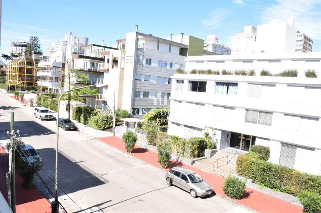 Apartamento en Peninsula, 3 dormitorios *