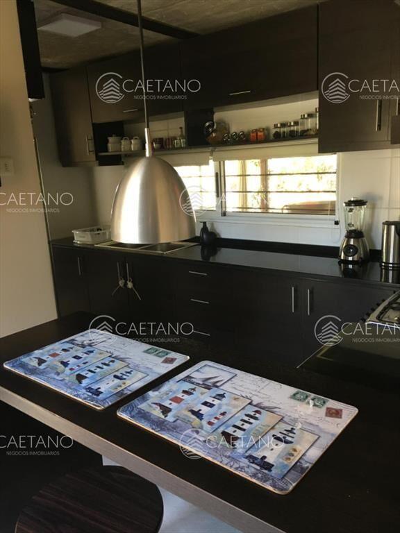 Hermosa casa en venta en Burnett