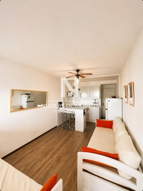 Vende en Luna de mar, monoambiente dividido, para