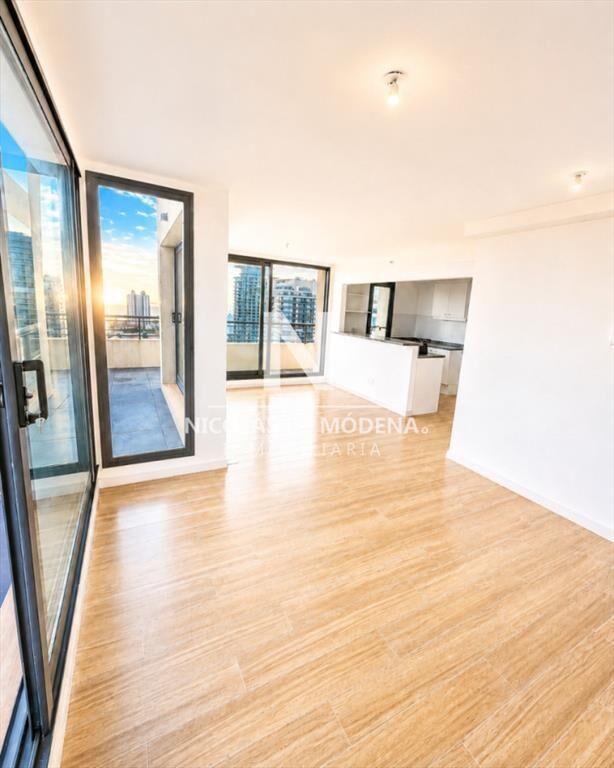 Vende impecable apartamento de 2 dormitorios con