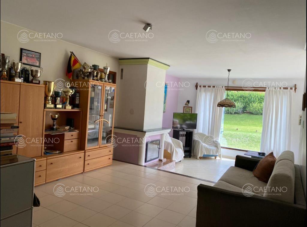 Venta casa a 100 metros del mar