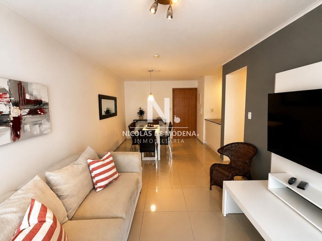 Moderno apartamento en Aidy Grill, Punta del