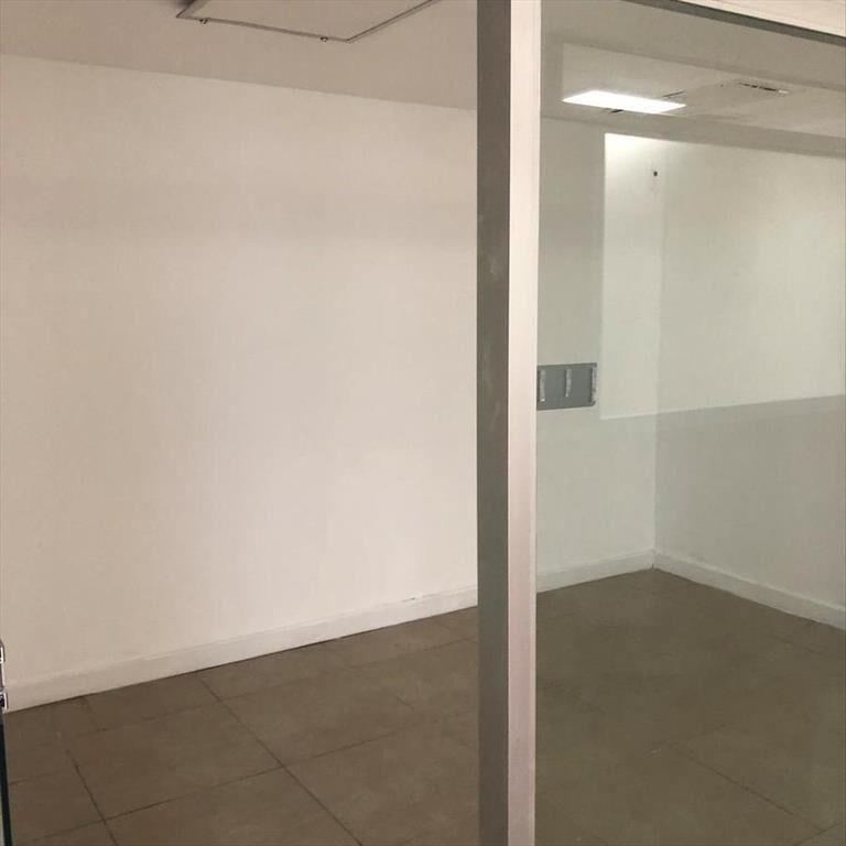 Alquiler Local Comercial 8 Octubre y Forteza BAJO DE PRECIO