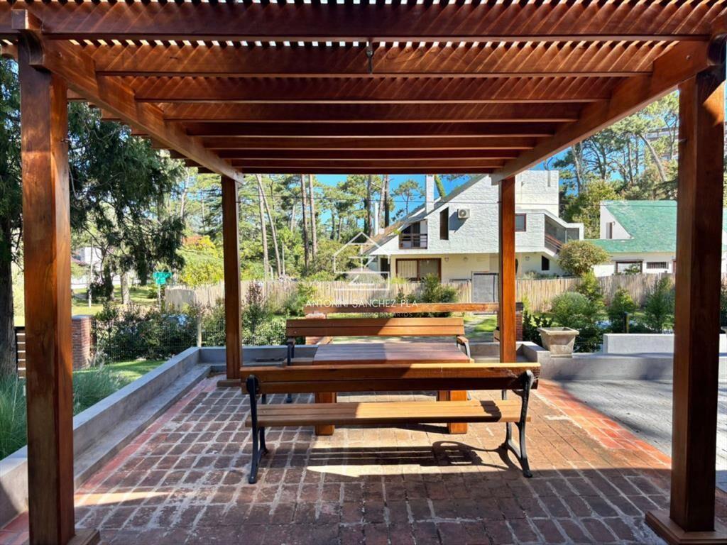 Espectacular casa en venta en playa mansa