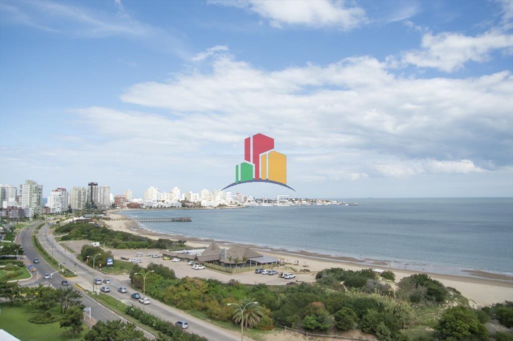 Departamento con amplios ambientes, en el