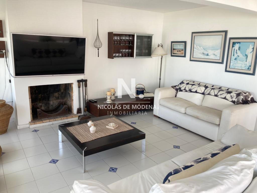 Hermoso Penthouse de 3 dormitorios en Punta del