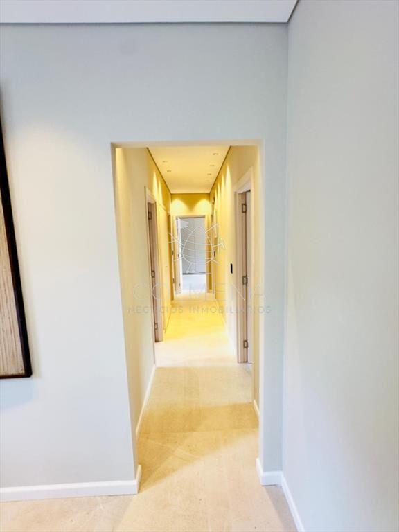 Vende casa a estrenar en Club del lago, Punta