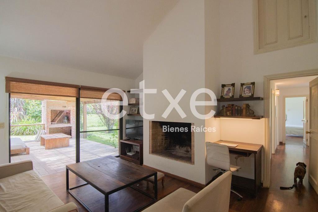 Casa en Venta en Lomas de Carrasco...
