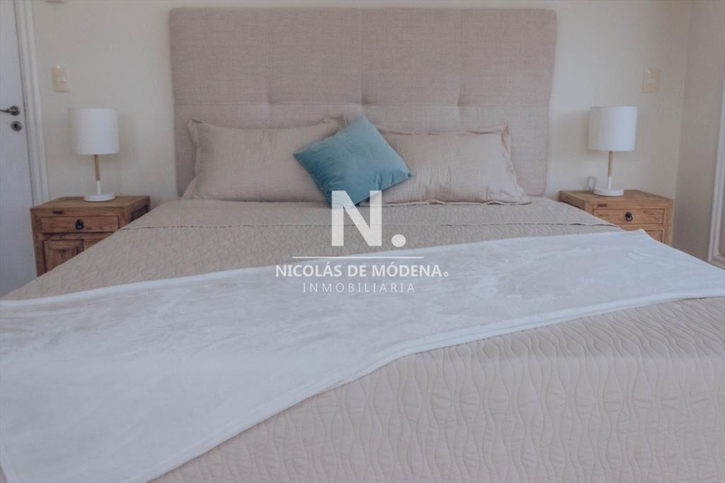 Excelente Penthouse 4 dormitorios en Venta Frente al Mar -