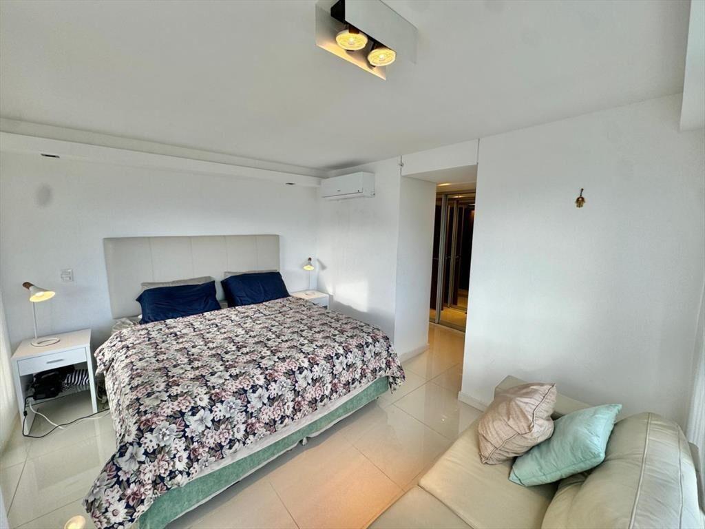 VENTA APARTAMENTO 2 DORMITORIOS + DEPENDENCIA