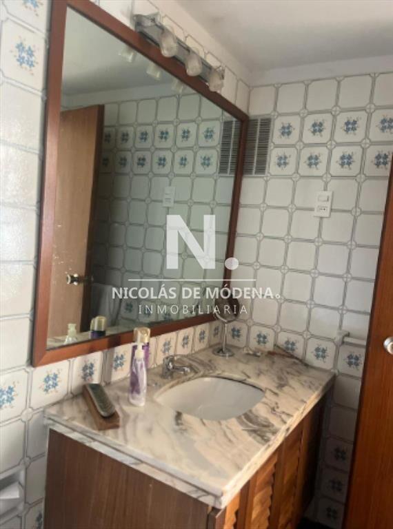 En venta apartamento de 3 dormitorios, con vista