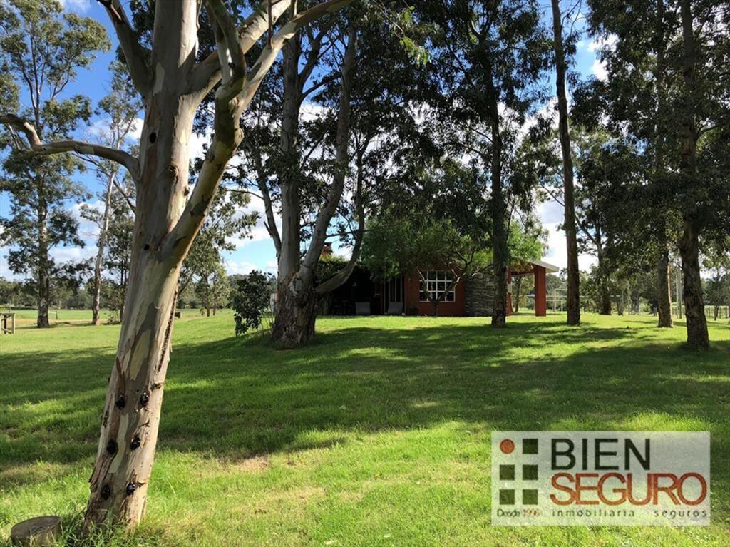 Chacra de 9,23 hás con costa navegable, en venta en Las Bru