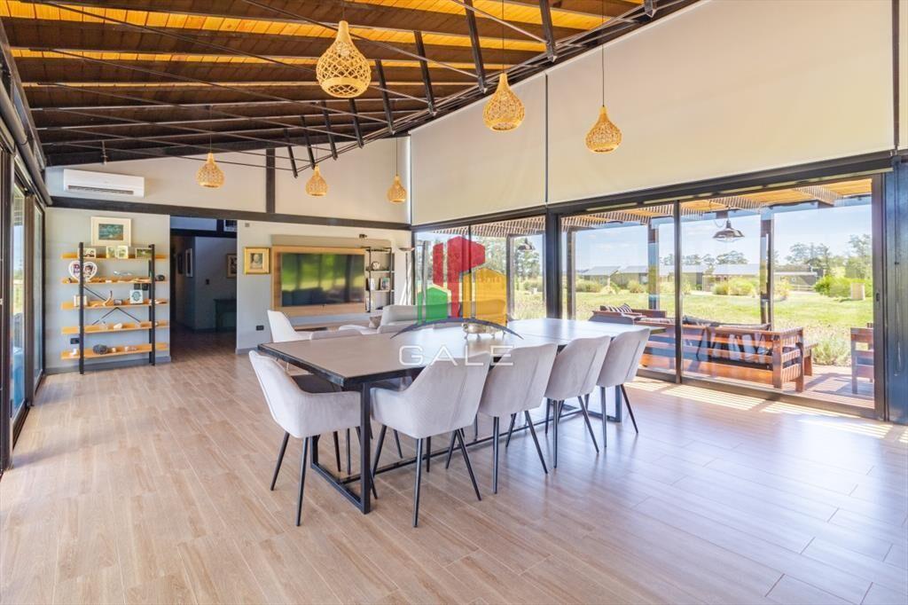 Moderna casa en barrio privado El Quijote en