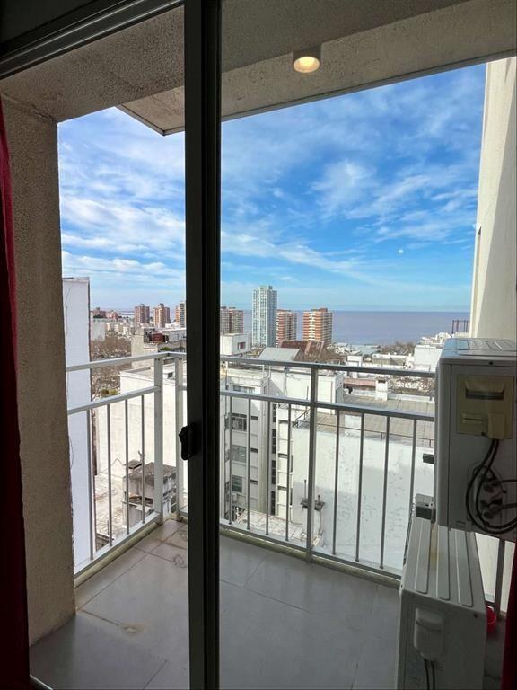 Alquiler Apartamento Centro 1 Dormitorio con Balcón